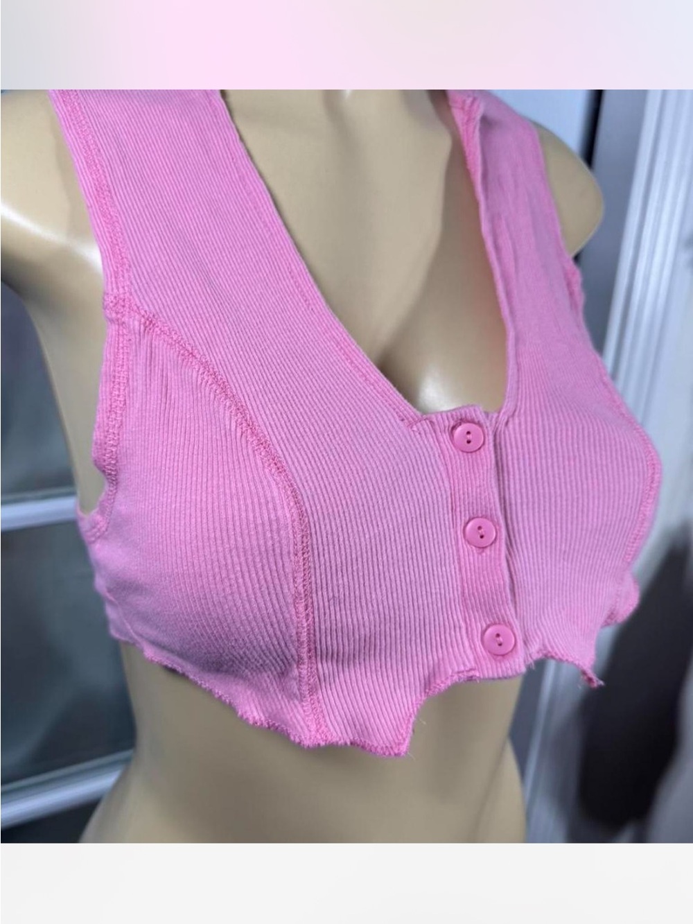 PINK RIBBED XS  V NECK CROP TOP